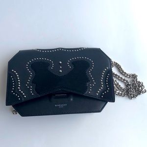 Givency W Studded Bow Cut Black Calf Leather W/ Dust Shoulder Bag